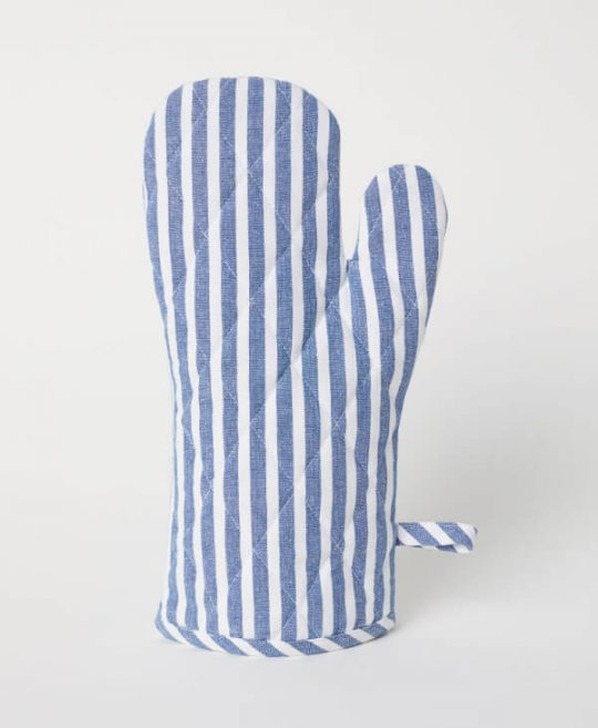 White & Blue Hot Pot Holder